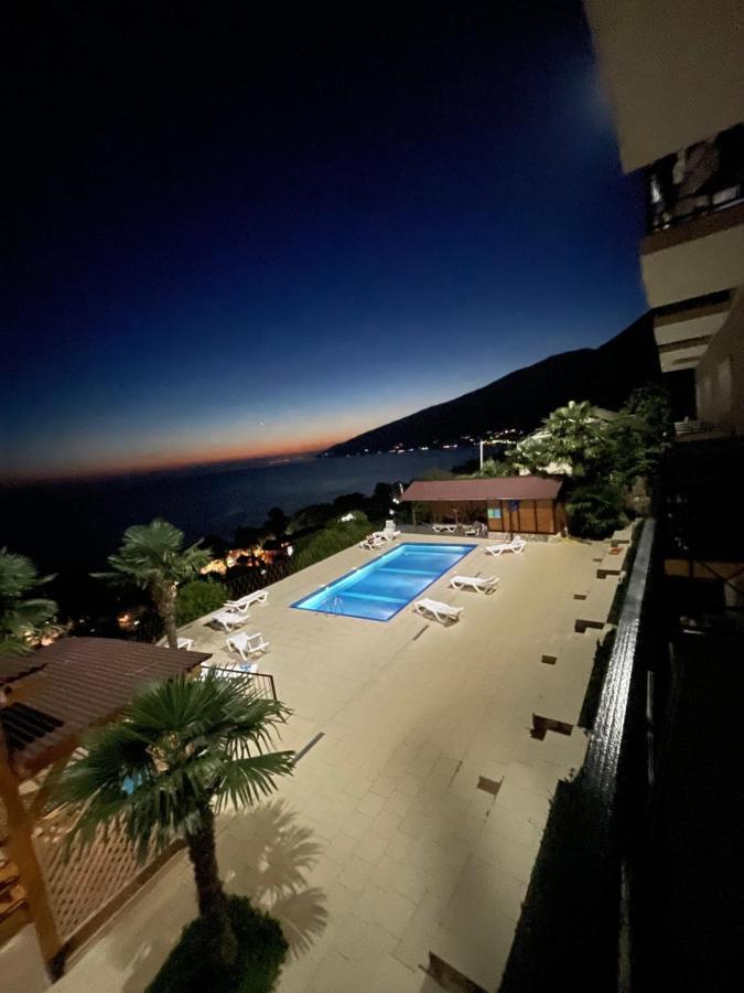 Astan Hotel Gagra Luaran gambar