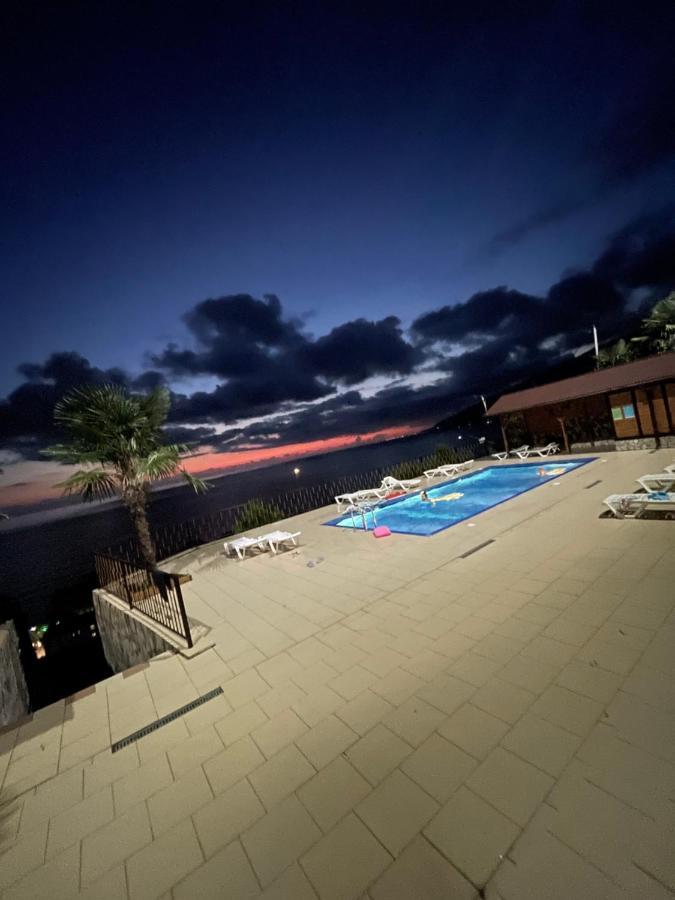 Astan Hotel Gagra Luaran gambar