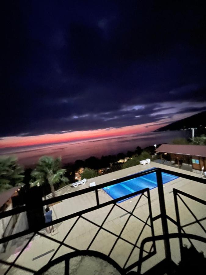 Astan Hotel Gagra Luaran gambar