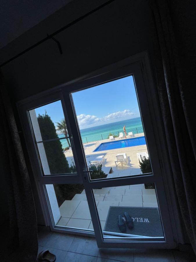 Astan Hotel Gagra Luaran gambar