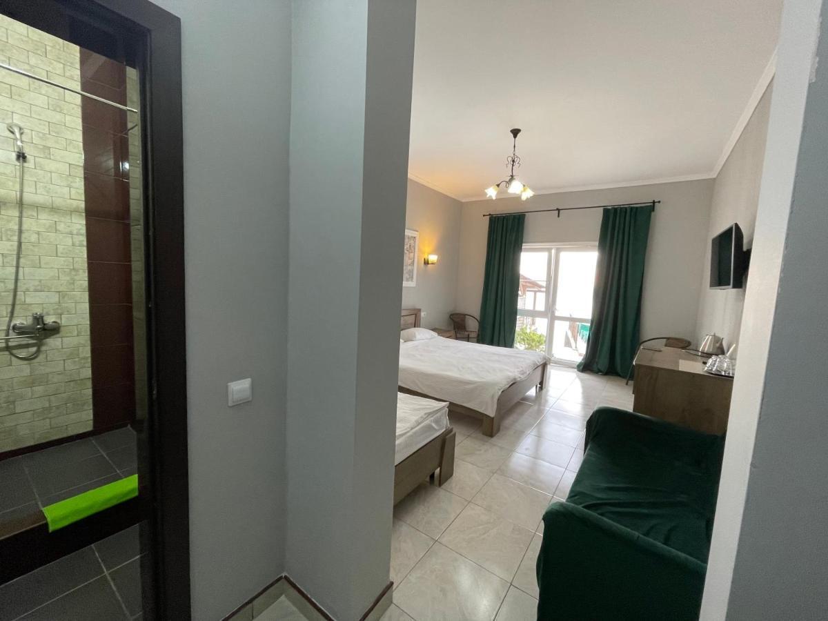 Astan Hotel Gagra Luaran gambar
