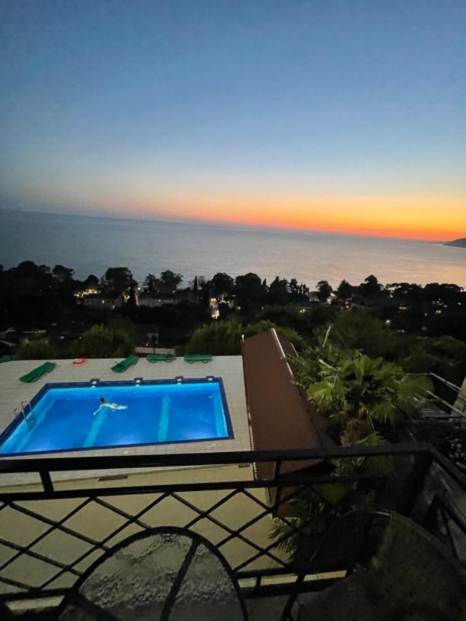 Astan Hotel Gagra Luaran gambar