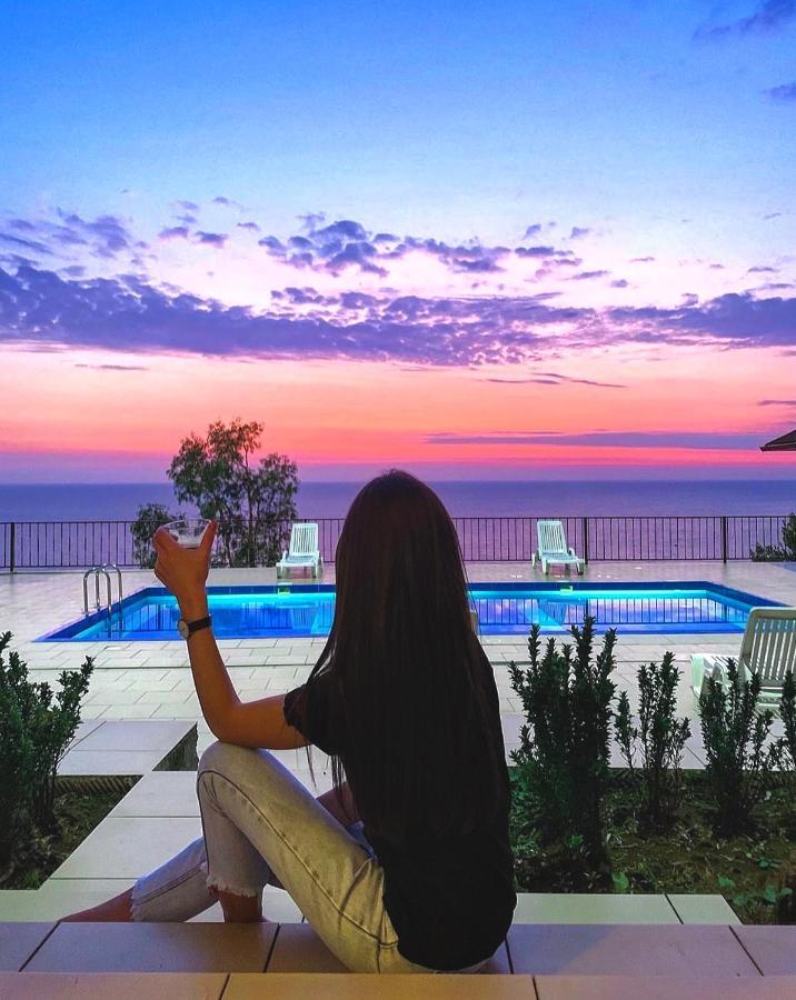 Astan Hotel Gagra Luaran gambar