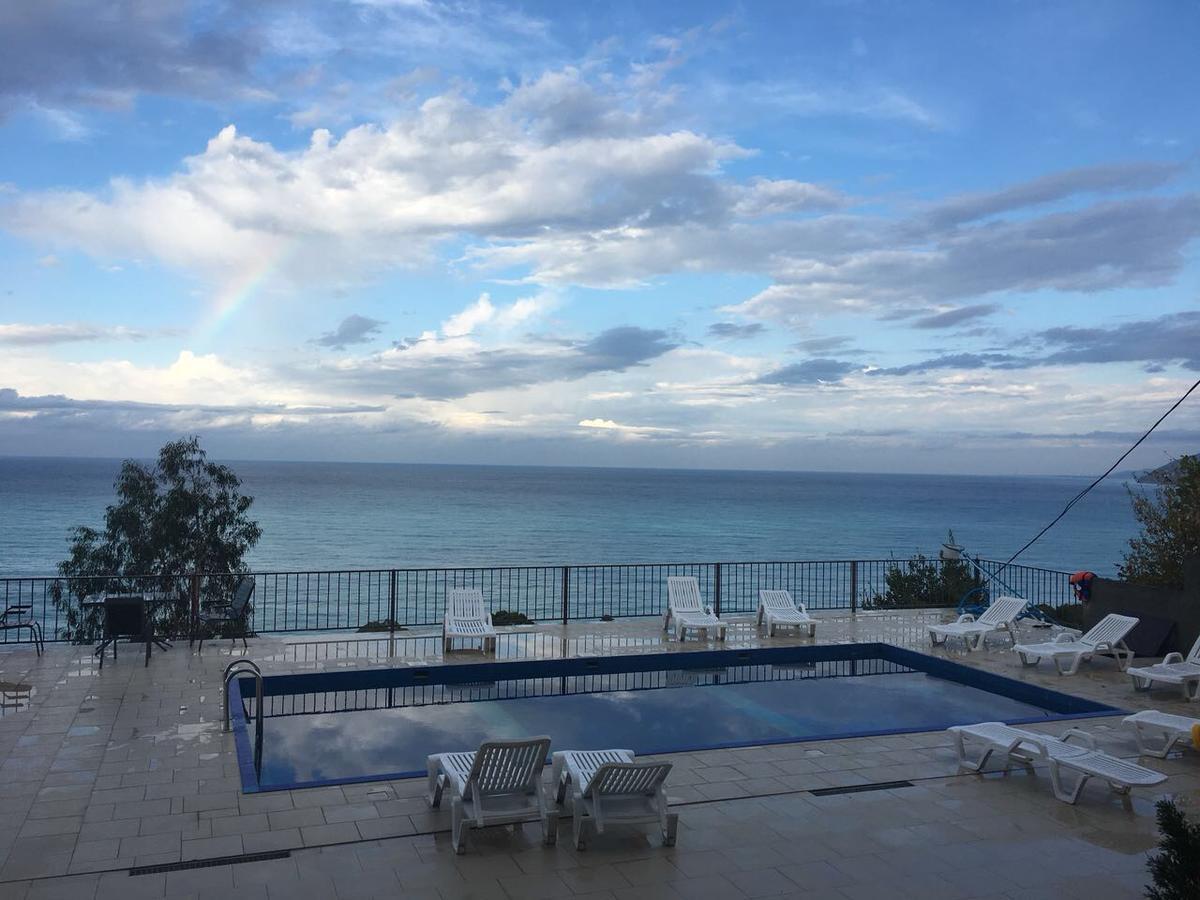Astan Hotel Gagra Luaran gambar